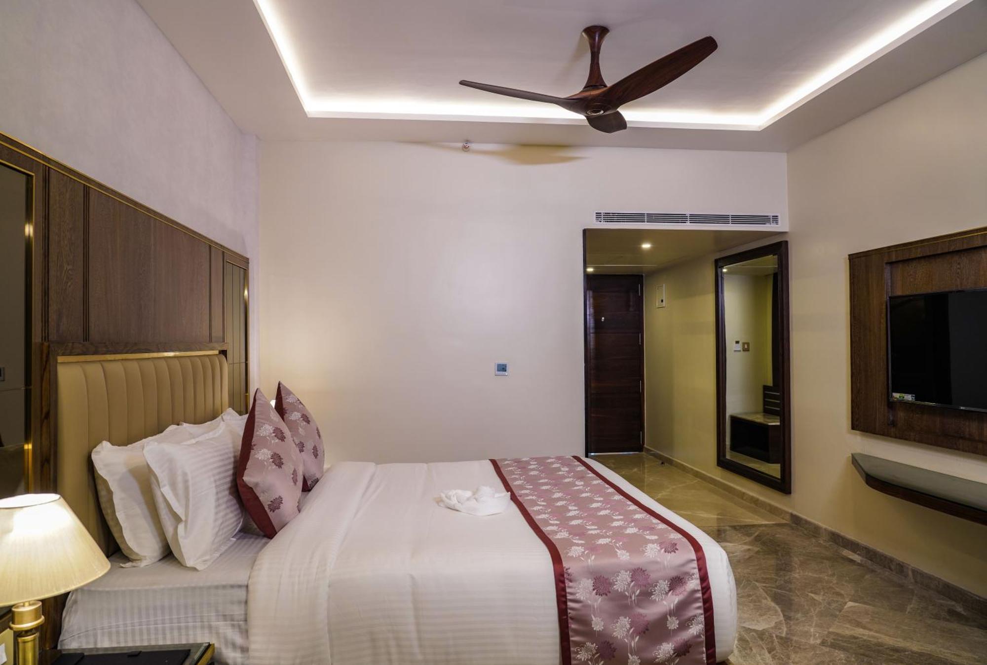 Uva Manish Hotel Kundapur Ngoại thất bức ảnh