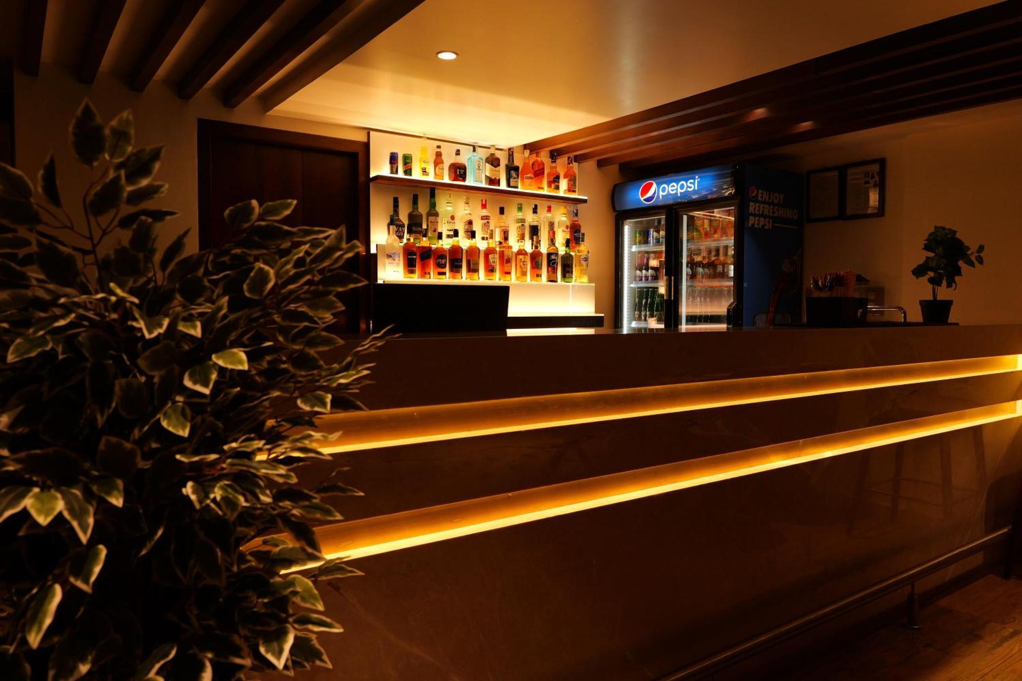 Uva Manish Hotel Kundapur Ngoại thất bức ảnh